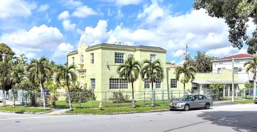 1801 SW 10th St Miami, FL 33135