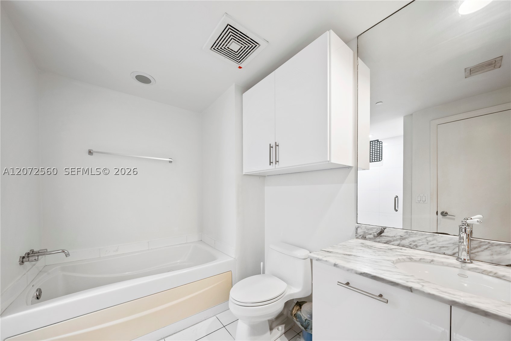 image 500 Brickell West11