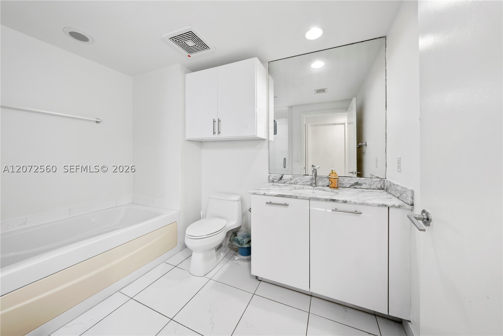 image 500 Brickell West13