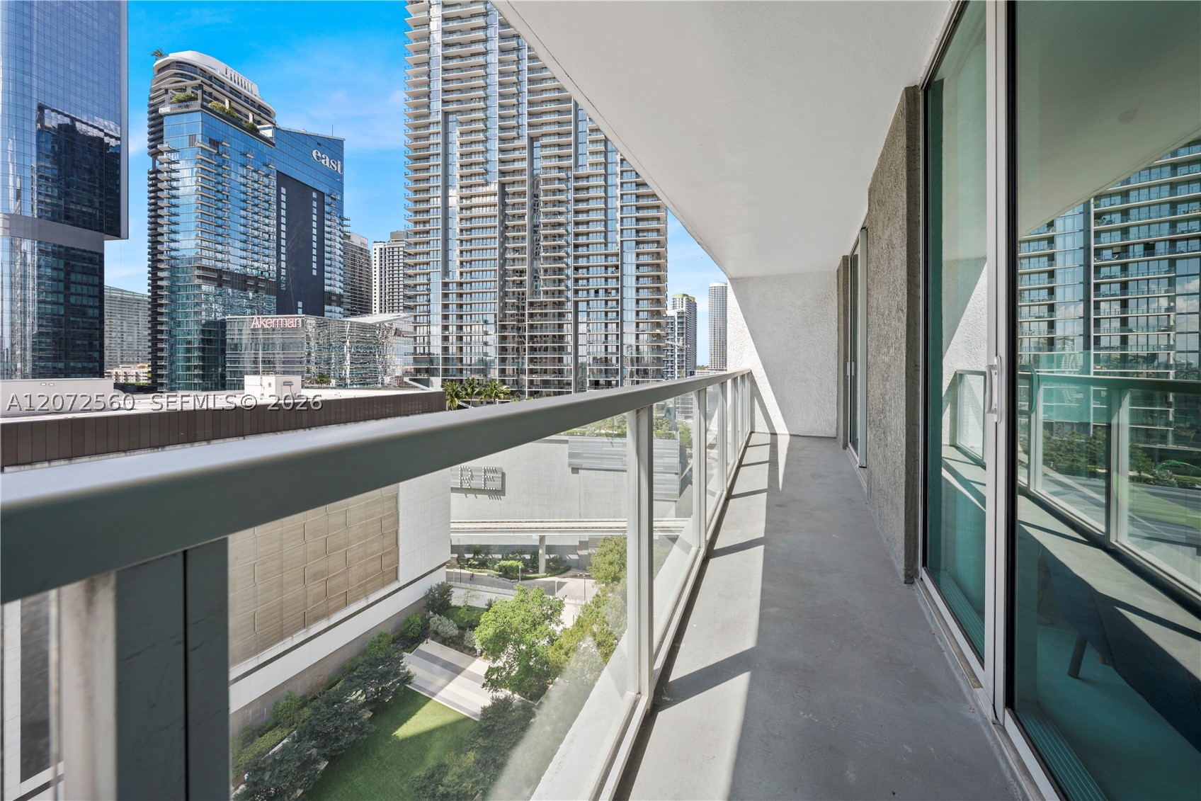 image 500 Brickell West15