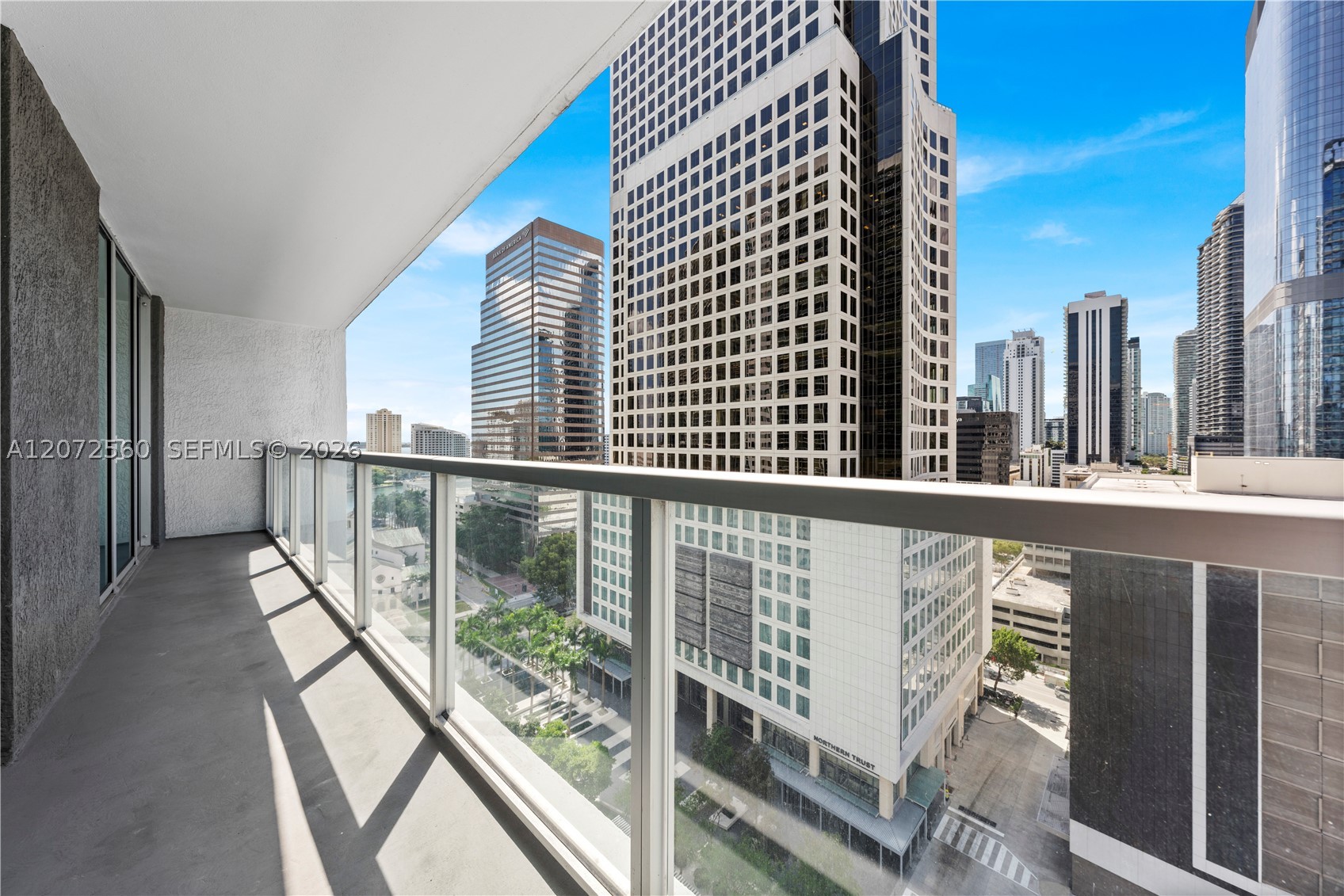 image 500 Brickell West16