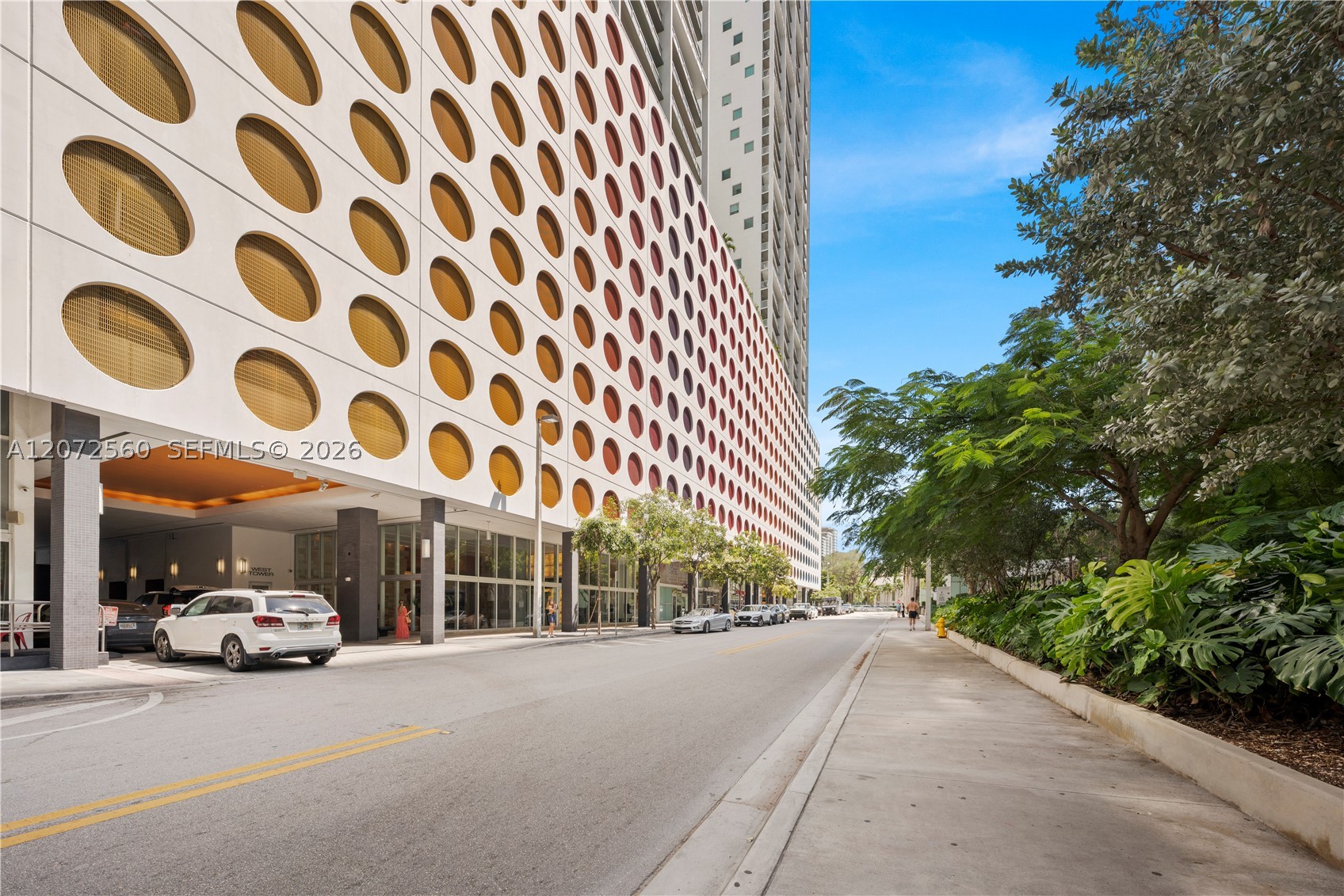 image 500 Brickell West19