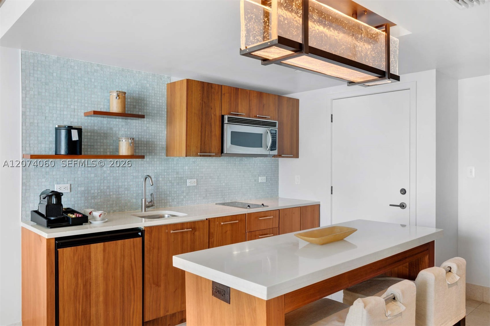 6801 Collins Ave #920 Miami Beach, FL 33141