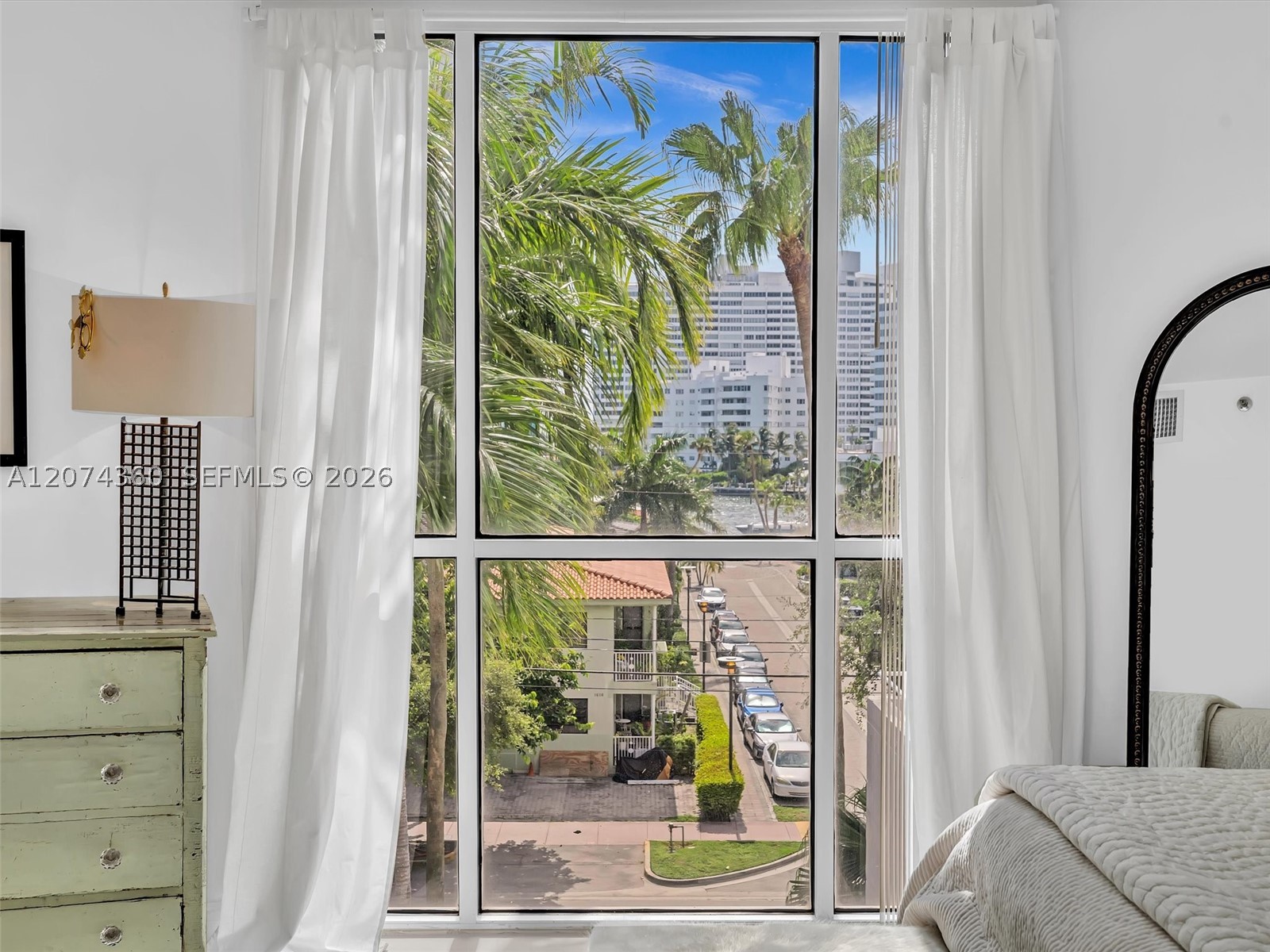 1621 Bay Rd #408 Miami Beach, FL 33139