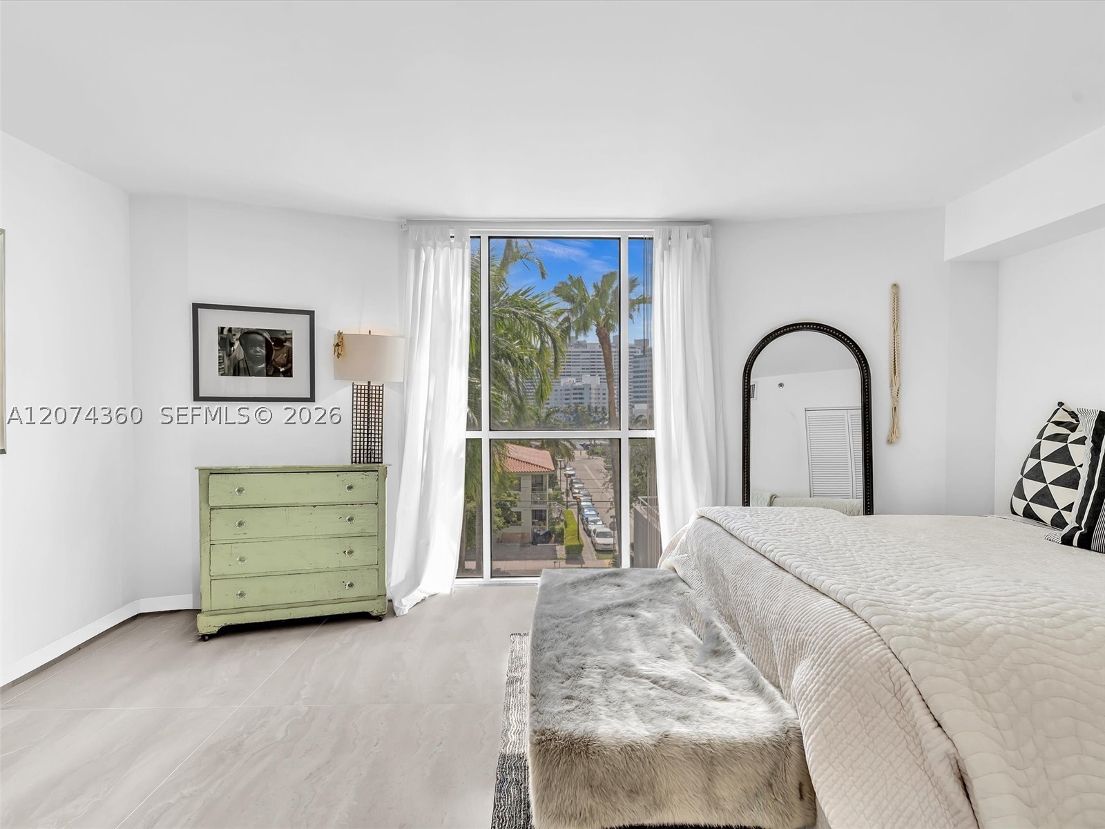 1621 Bay Rd #408 Miami Beach, FL 33139