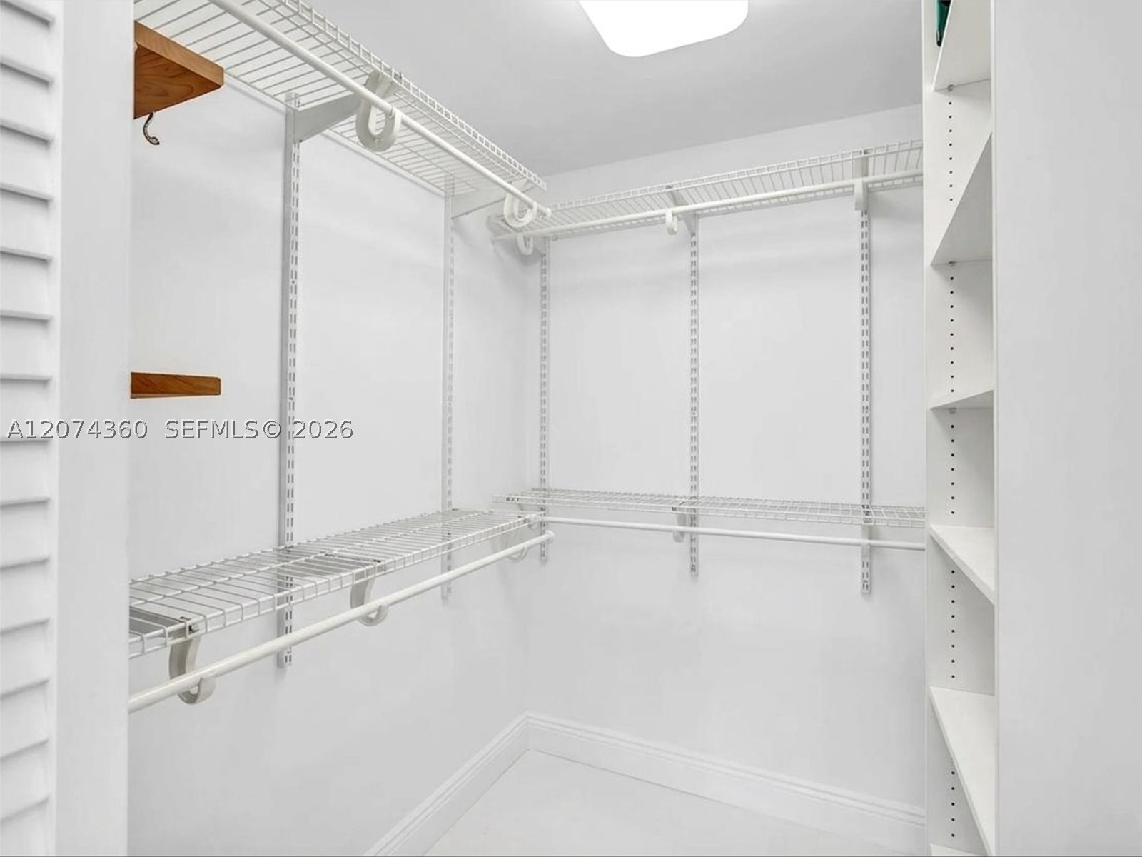 1621 Bay Rd #408 Miami Beach, FL 33139