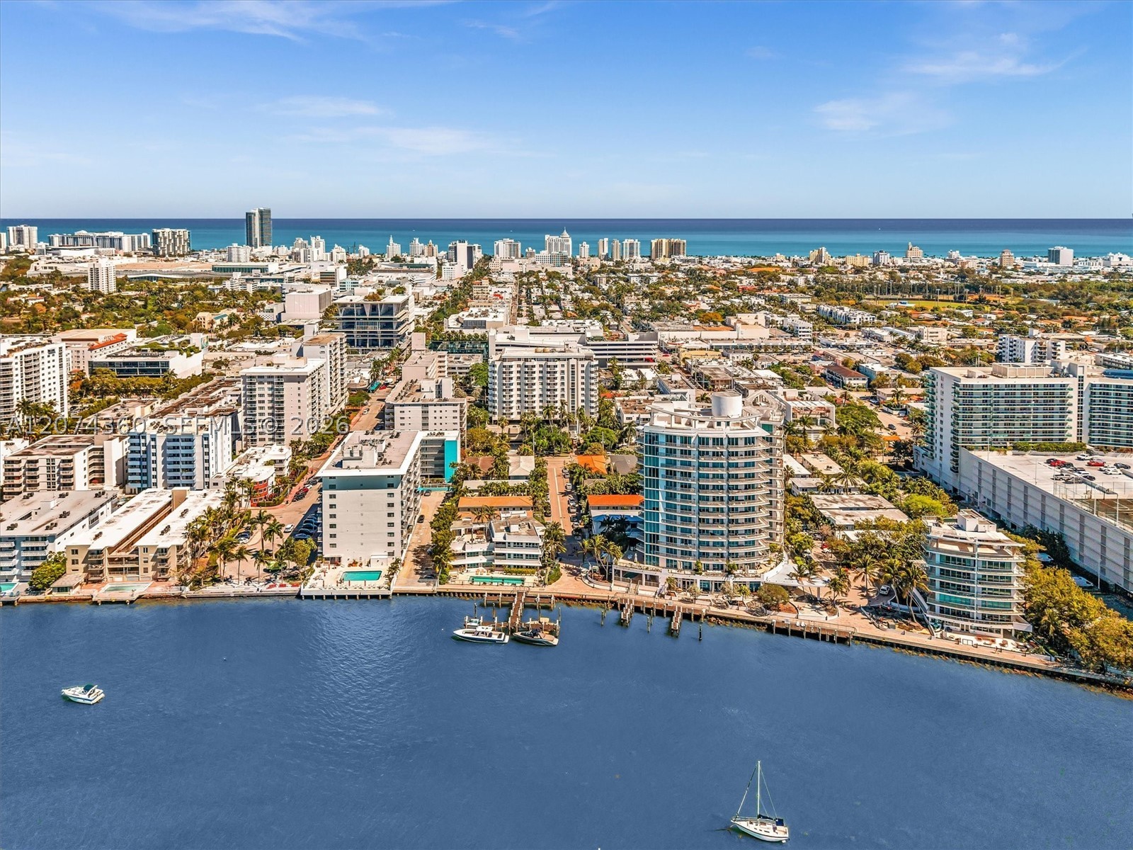 1621 Bay Rd #408 Miami Beach, FL 33139