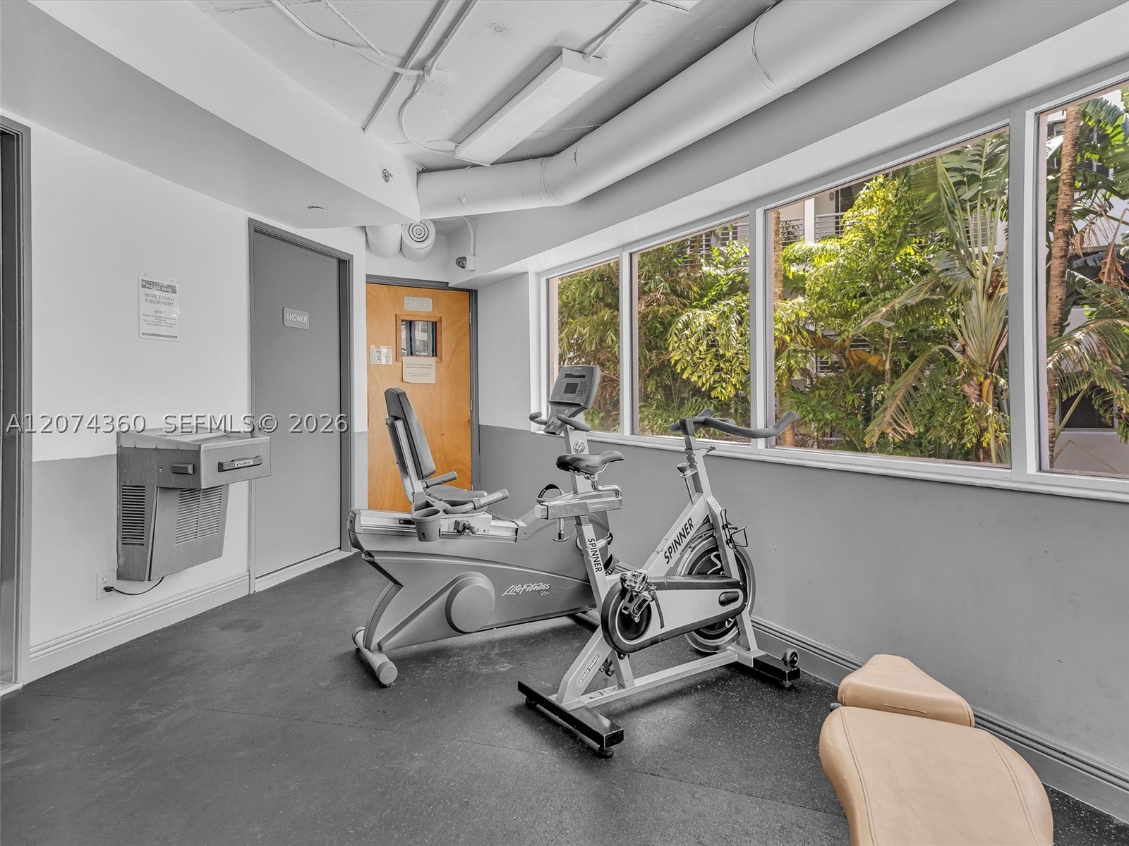 1621 Bay Rd #408 Miami Beach, FL 33139