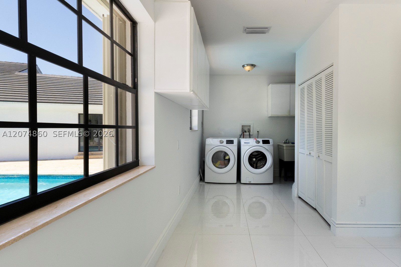 11601 SW 88th Ave Miami, FL 33176
