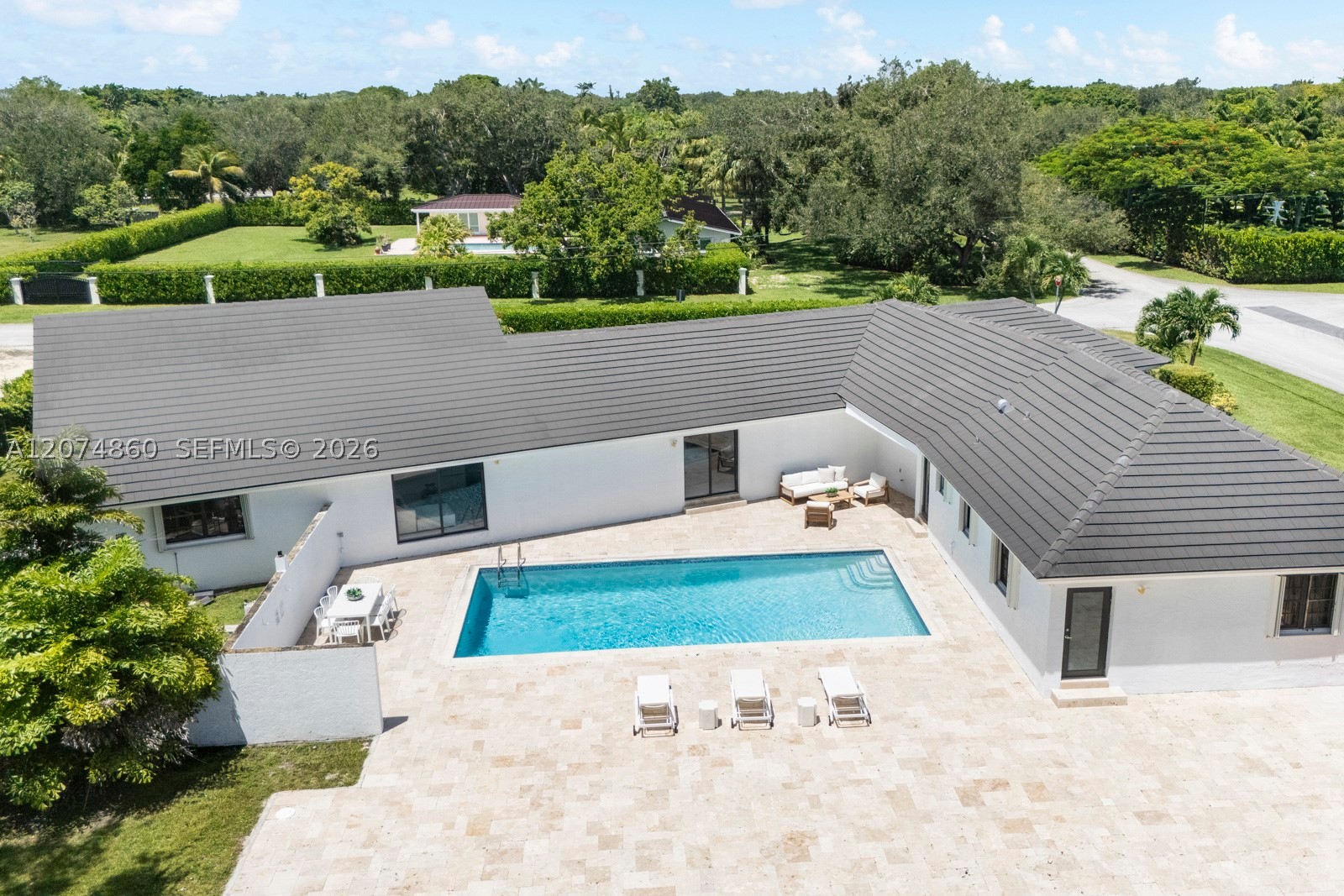 11601 SW 88th Ave Miami, FL 33176
