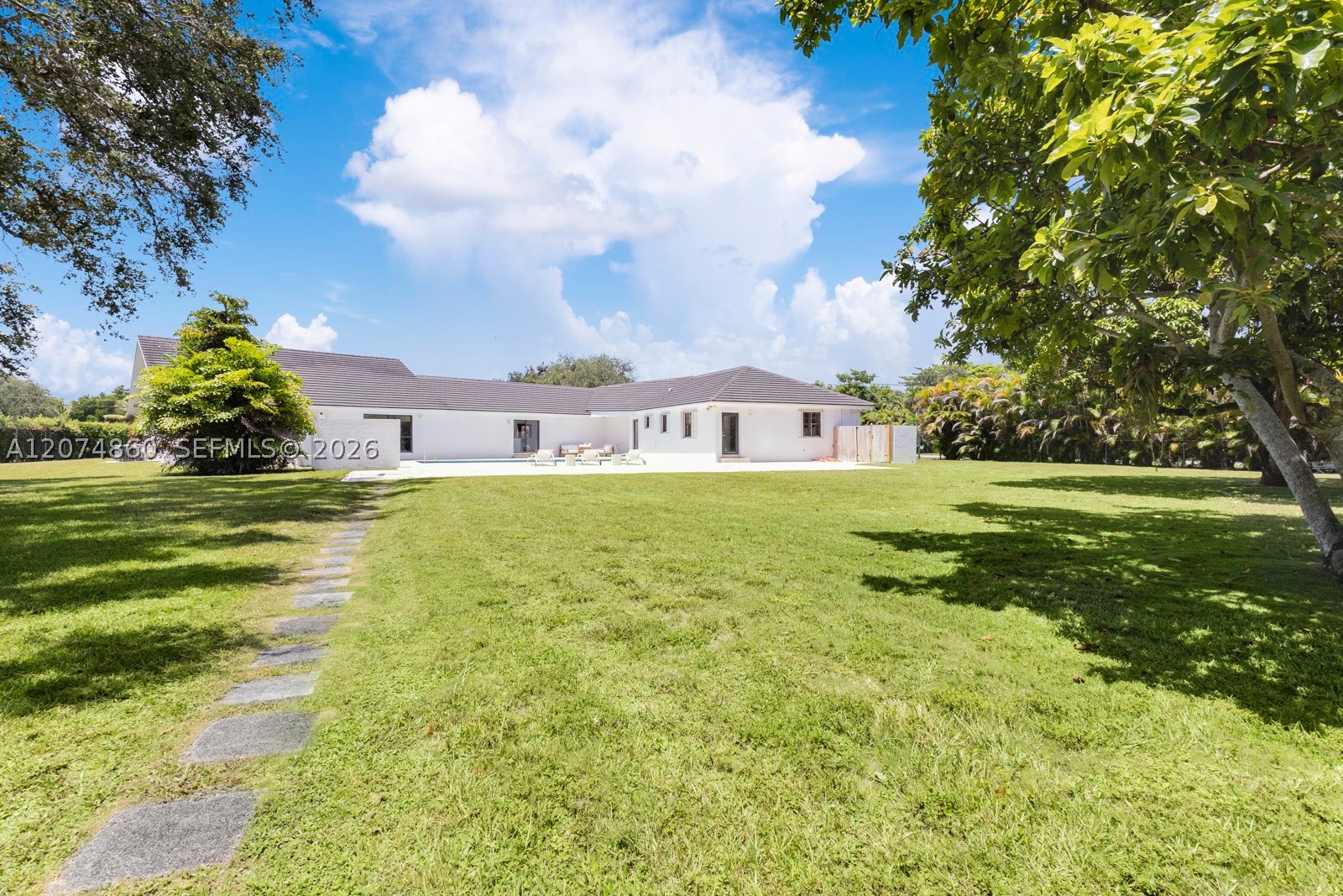 11601 SW 88th Ave Miami, FL 33176