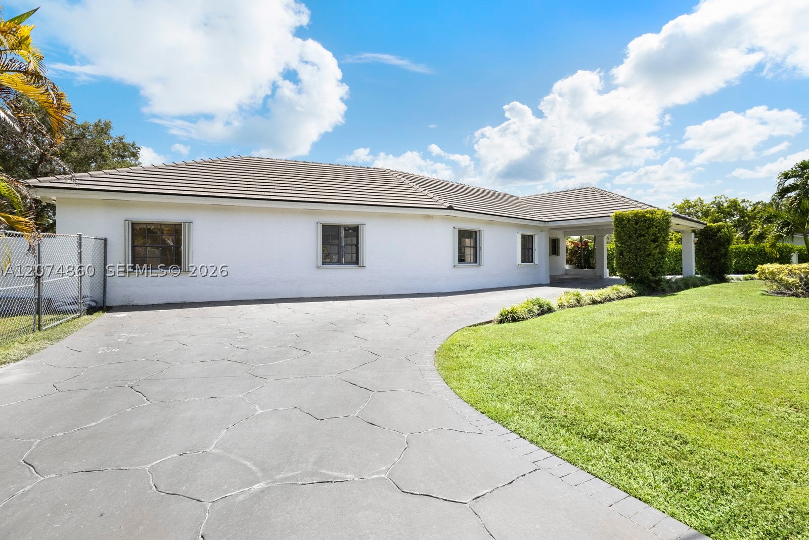 11601 SW 88th Ave Miami, FL 33176