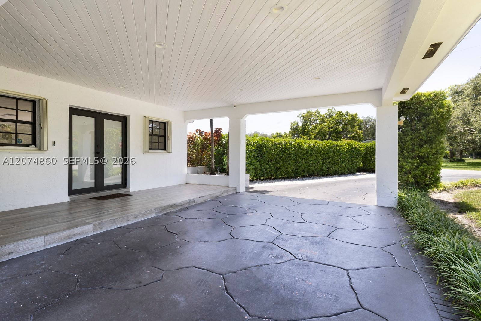 11601 SW 88th Ave Miami, FL 33176