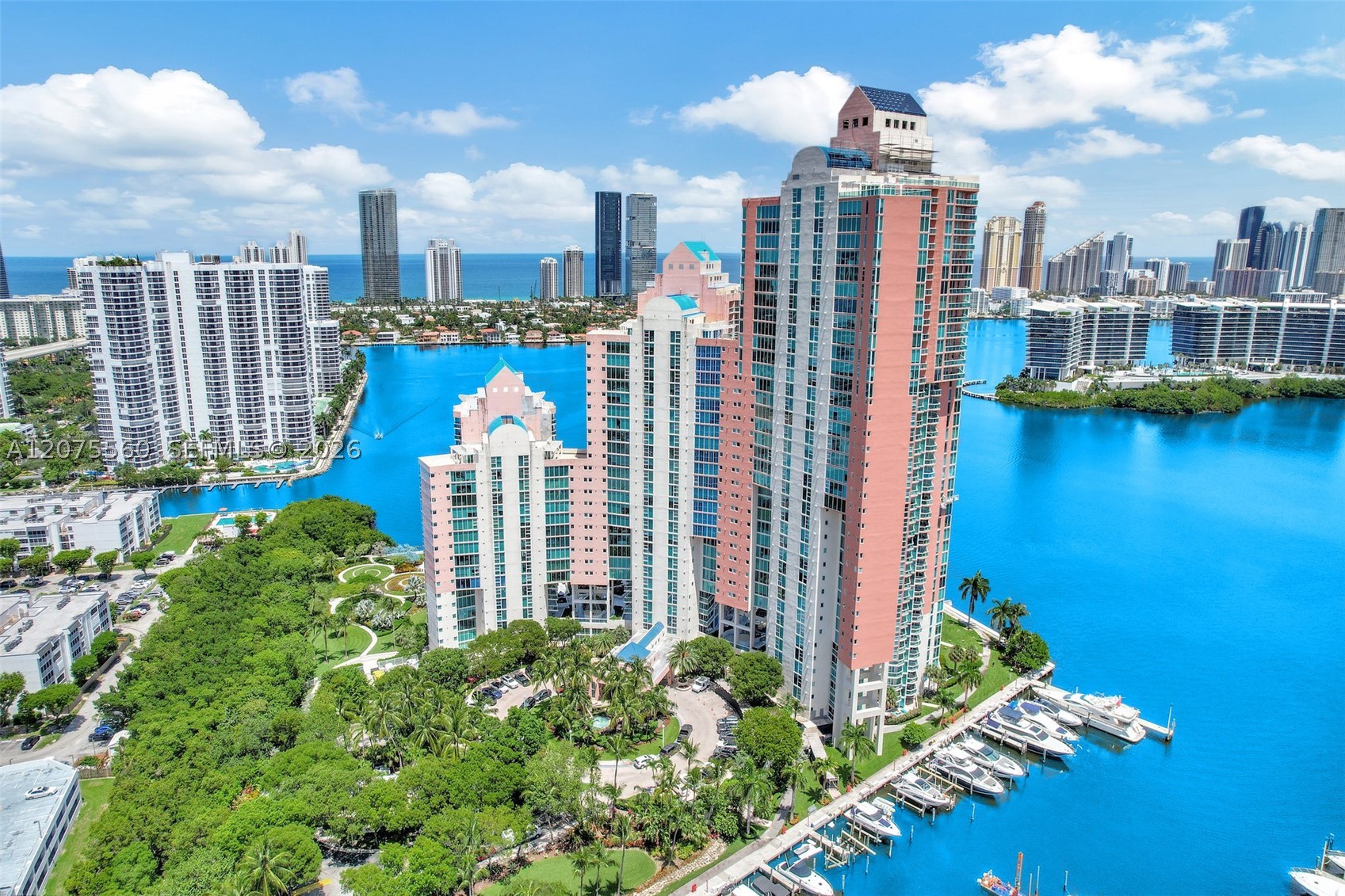 3370 Hidden Bay Dr #815
