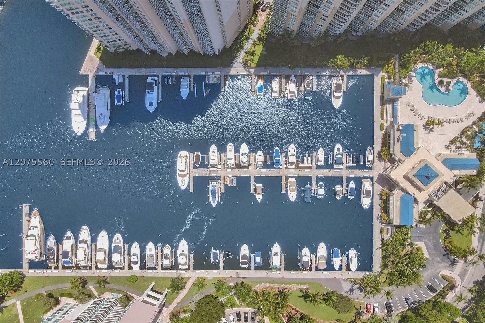 3370 Hidden Bay Dr #815 Aventura, FL 33180