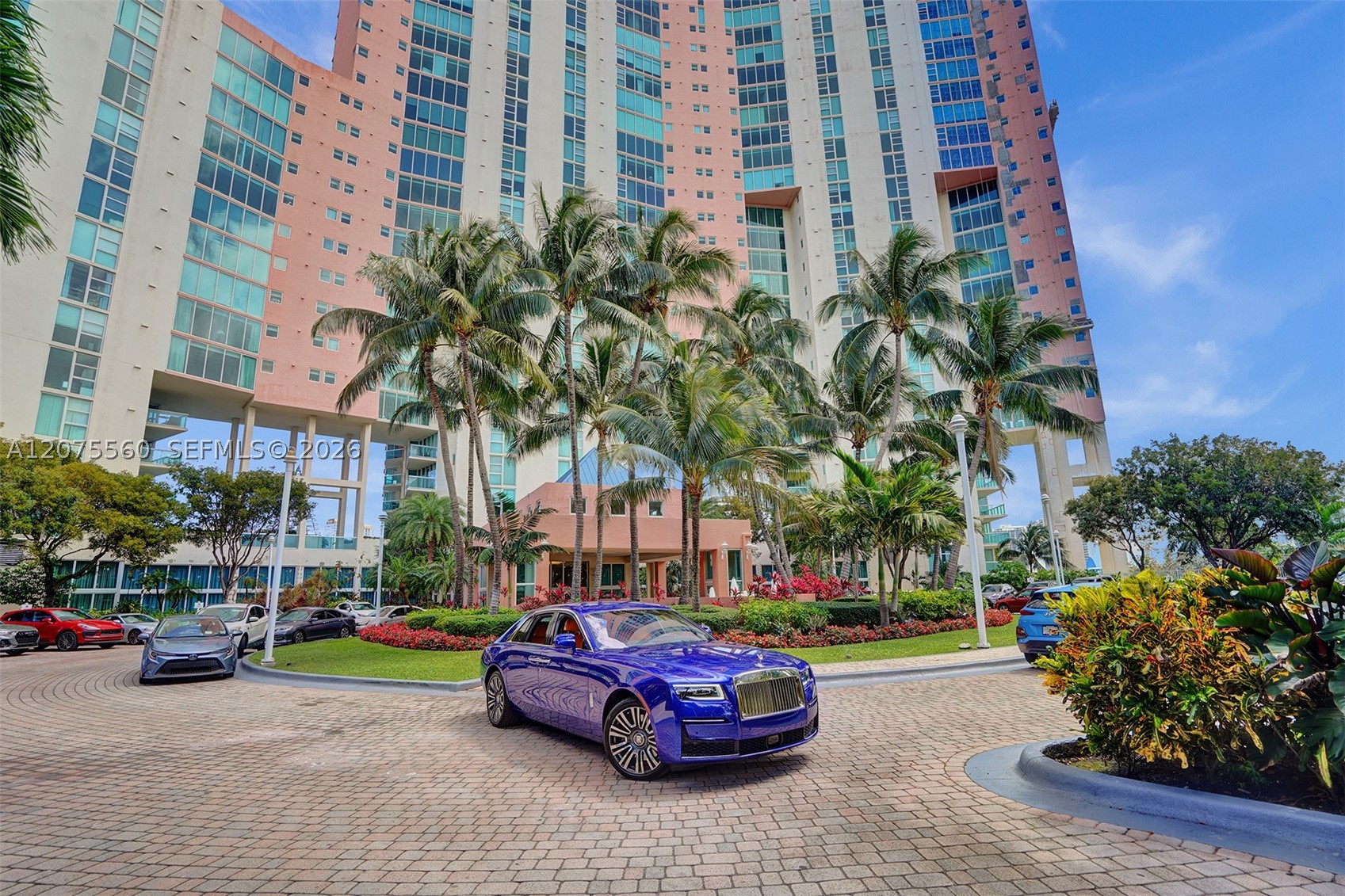 3370 Hidden Bay Dr #815 Aventura, FL 33180