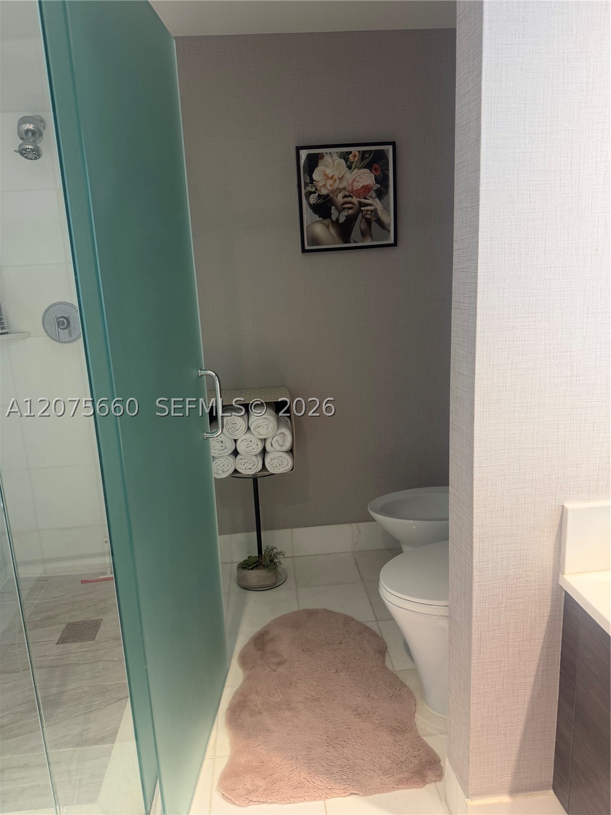 2950 NE 188th St #325 Aventura, FL 33180