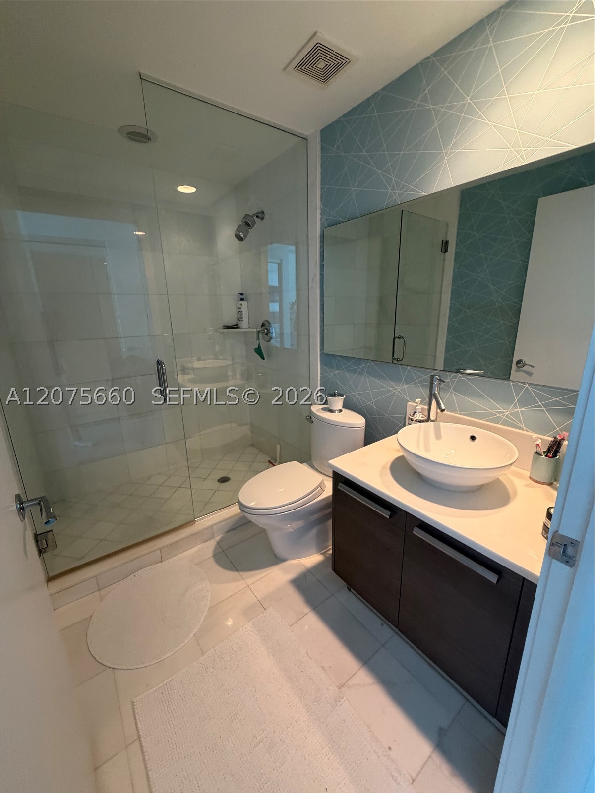 2950 NE 188th St #325 Aventura, FL 33180