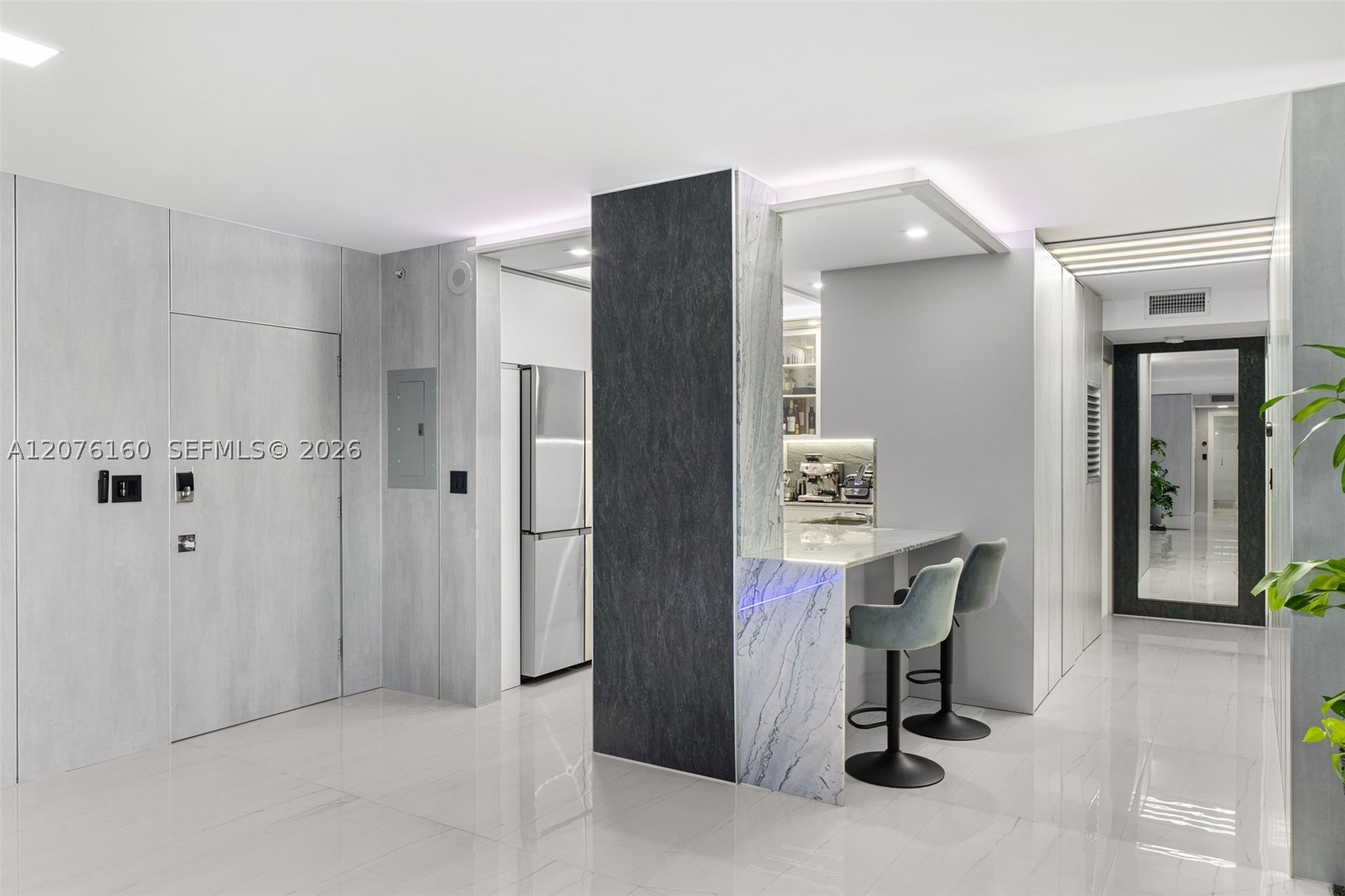 400 Kings Pt Dr #822-23 Sunny Isles Beach, FL 33160