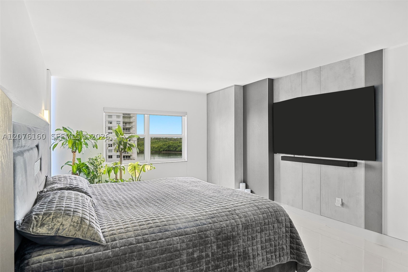 400 Kings Pt Dr #822-23 Sunny Isles Beach, FL 33160
