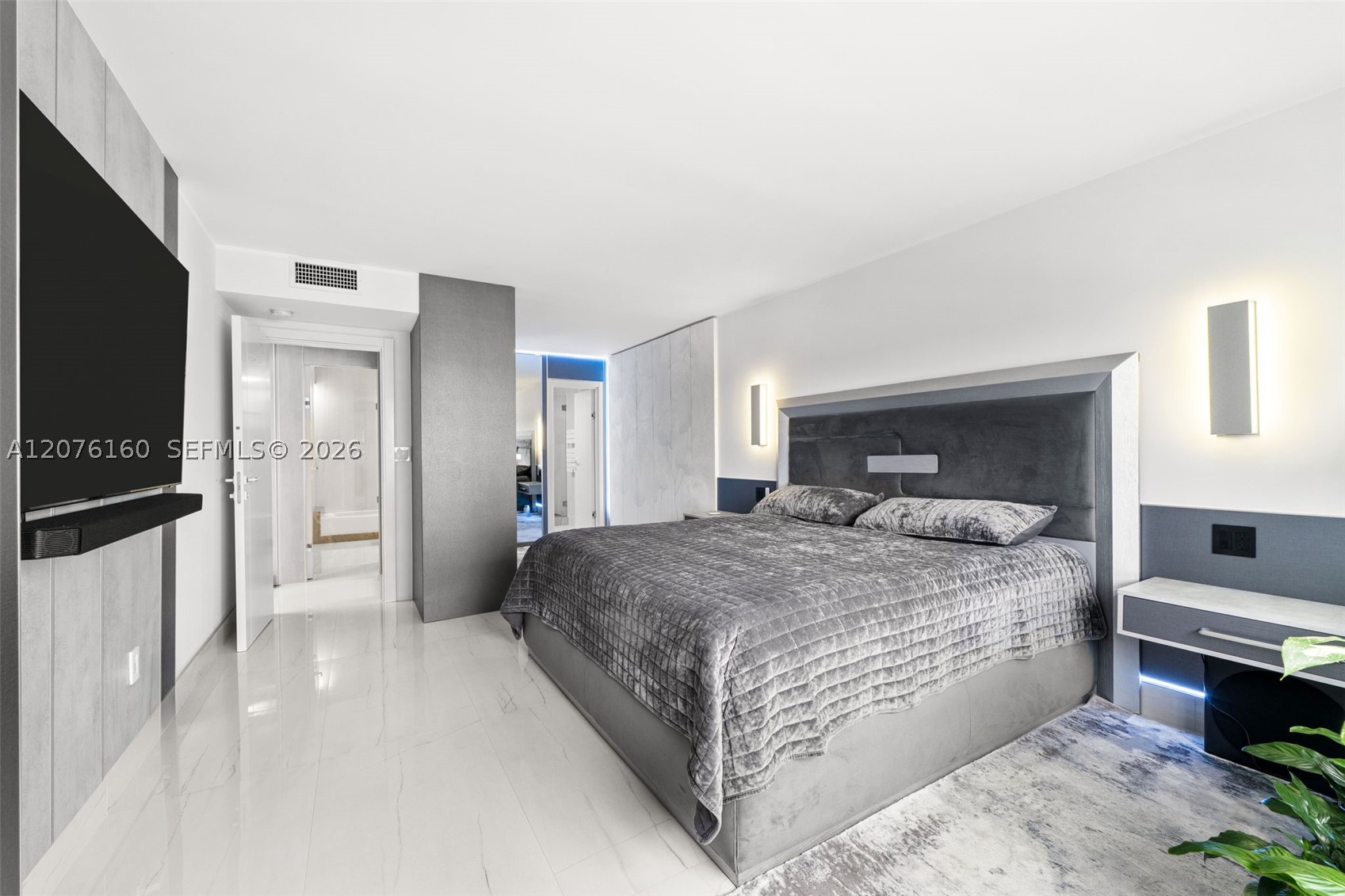400 Kings Pt Dr #822-23 Sunny Isles Beach, FL 33160