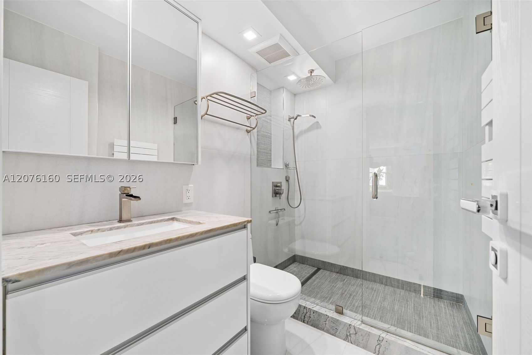 400 Kings Pt Dr #822-23 Sunny Isles Beach, FL 33160