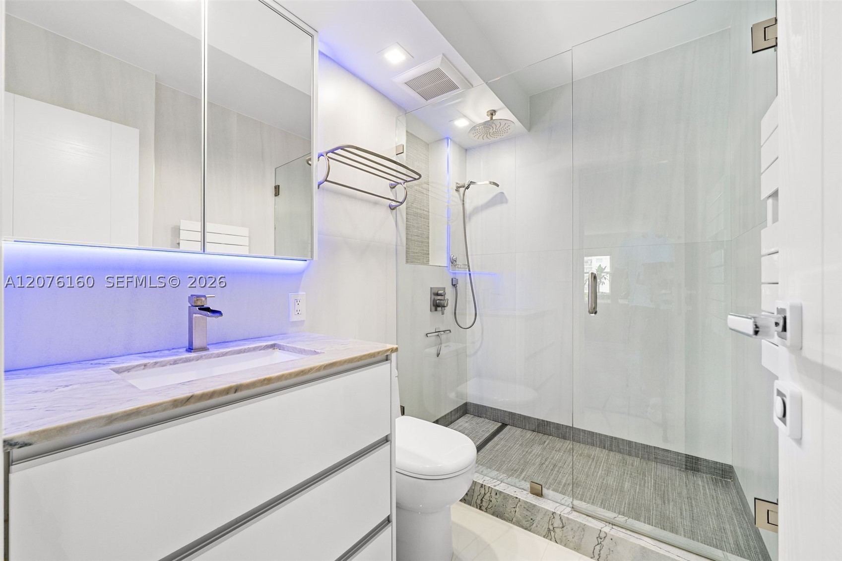 400 Kings Pt Dr #822-23 Sunny Isles Beach, FL 33160