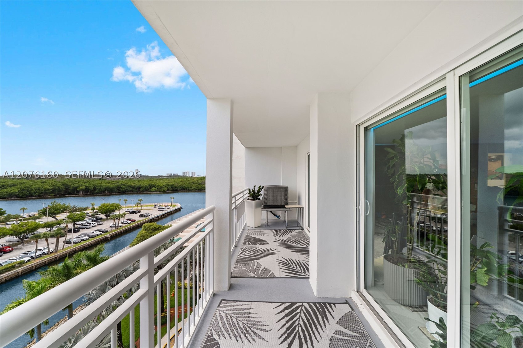 400 Kings Pt Dr #822-23 Sunny Isles Beach, FL 33160