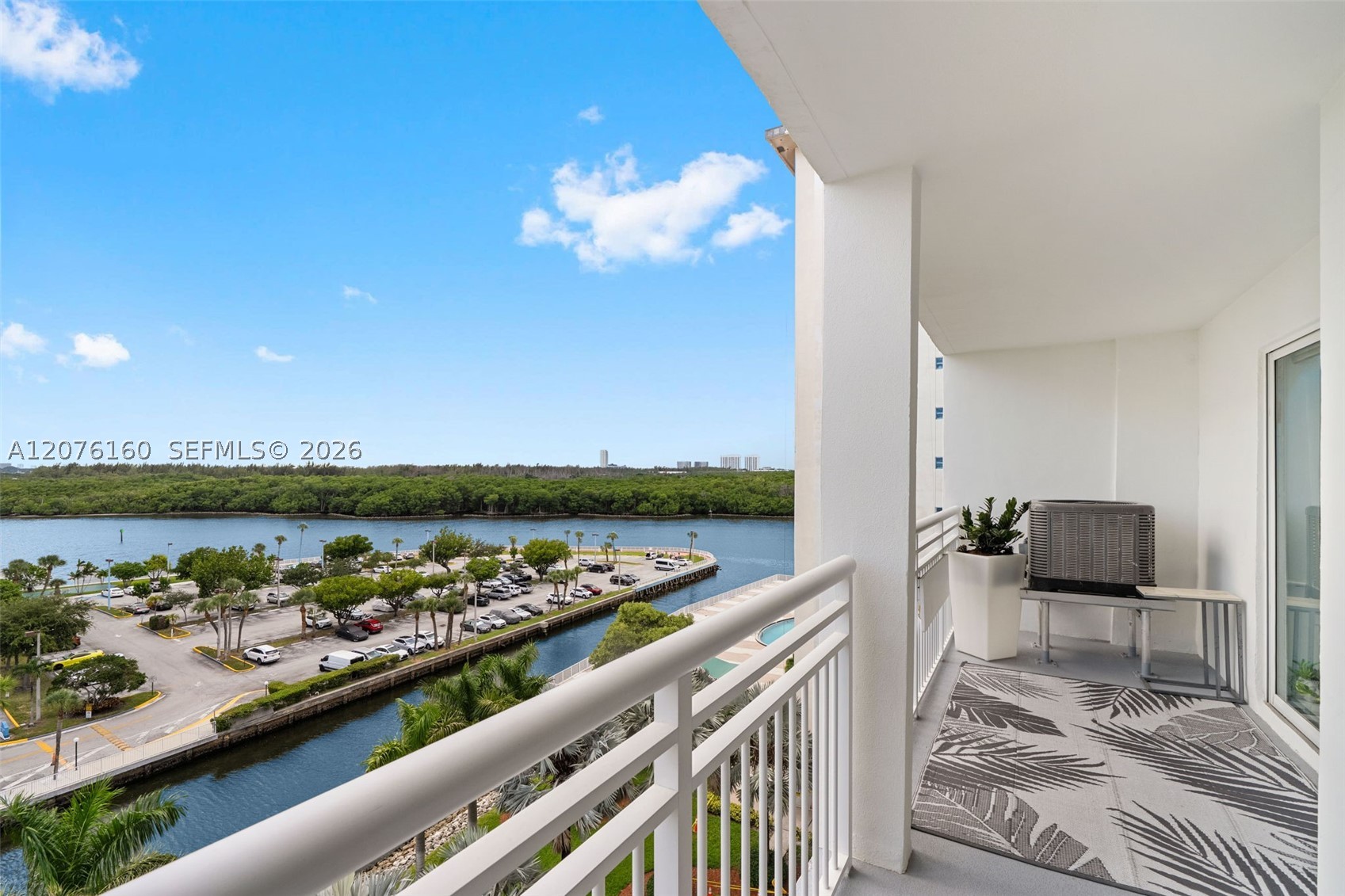 400 Kings Pt Dr #822-23 Sunny Isles Beach, FL 33160