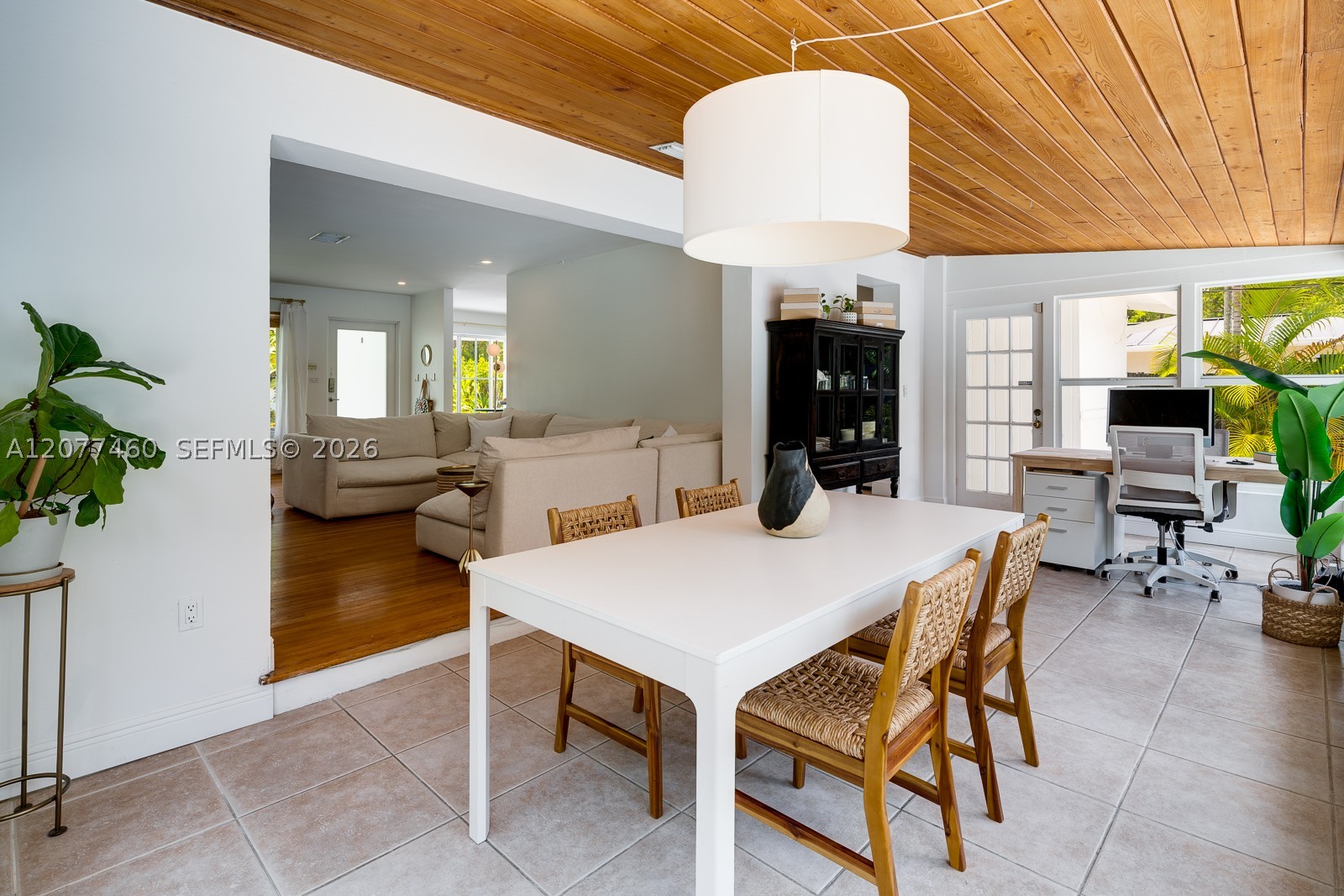 6761 SW 76th Ter South Miami, FL 33143