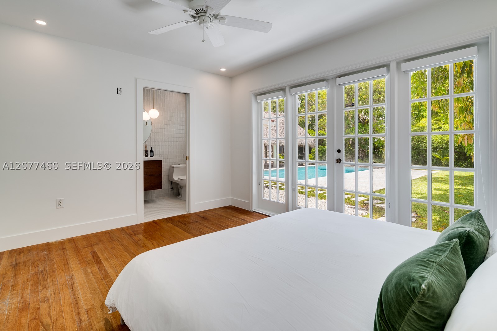 6761 SW 76th Ter South Miami, FL 33143