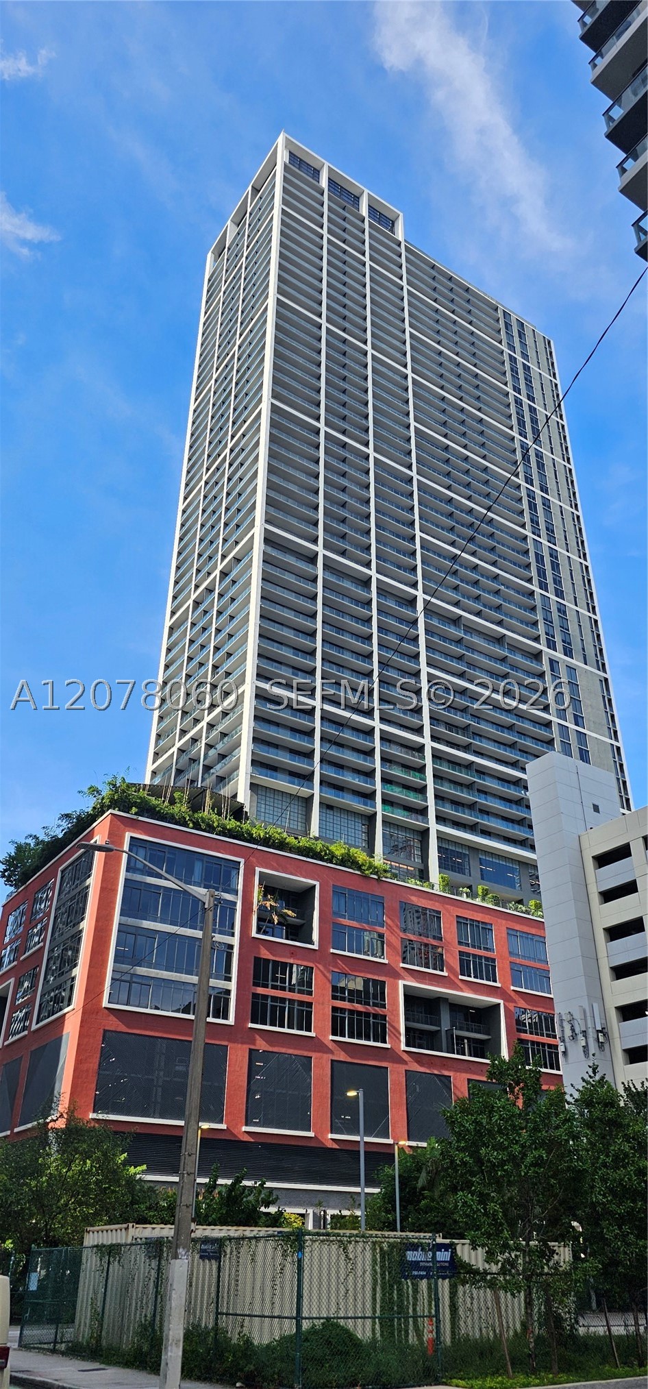 159 NE 6th St #2513
