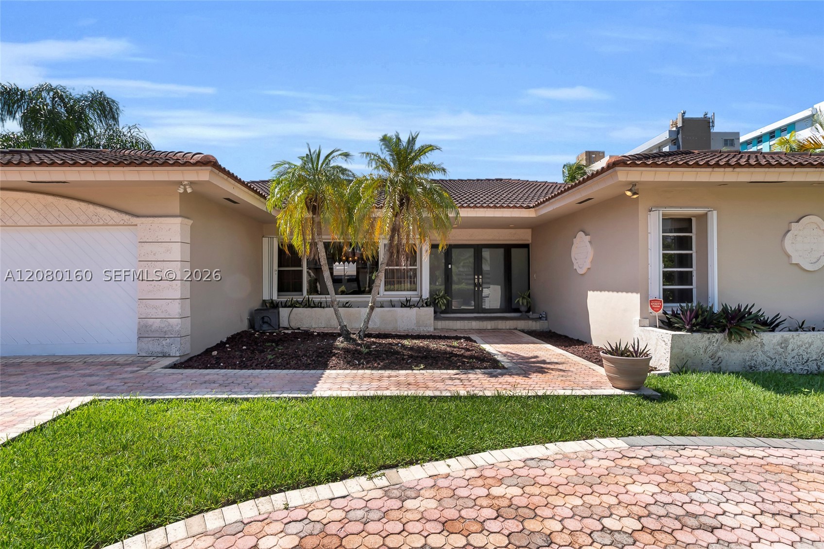 2930 NE 164th St North Miami Beach, FL 33160