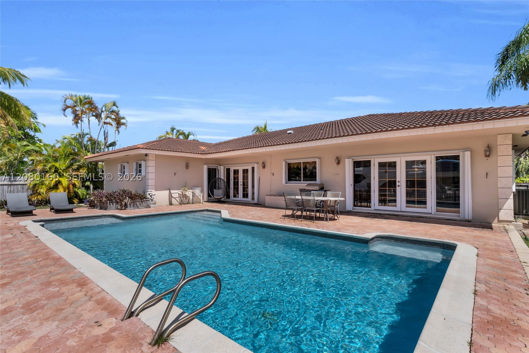 2930 NE 164th St North Miami Beach, FL 33160