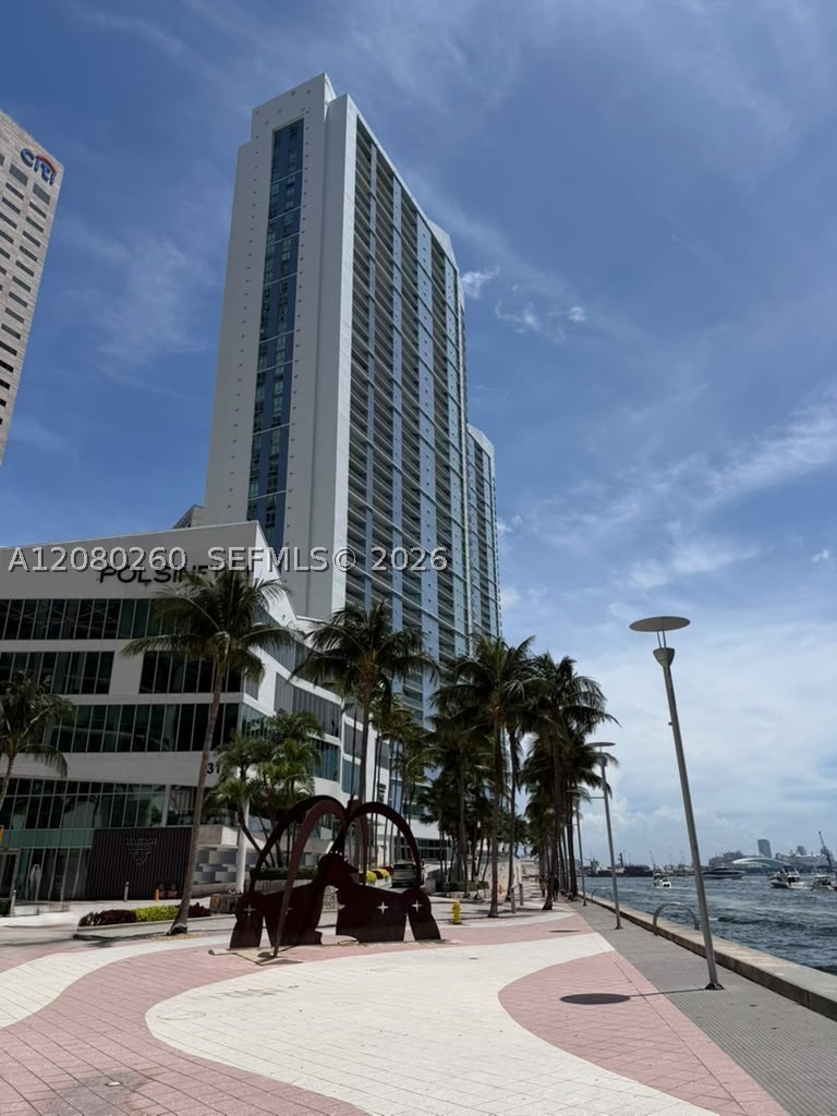 335 S Biscayne Blvd #3901