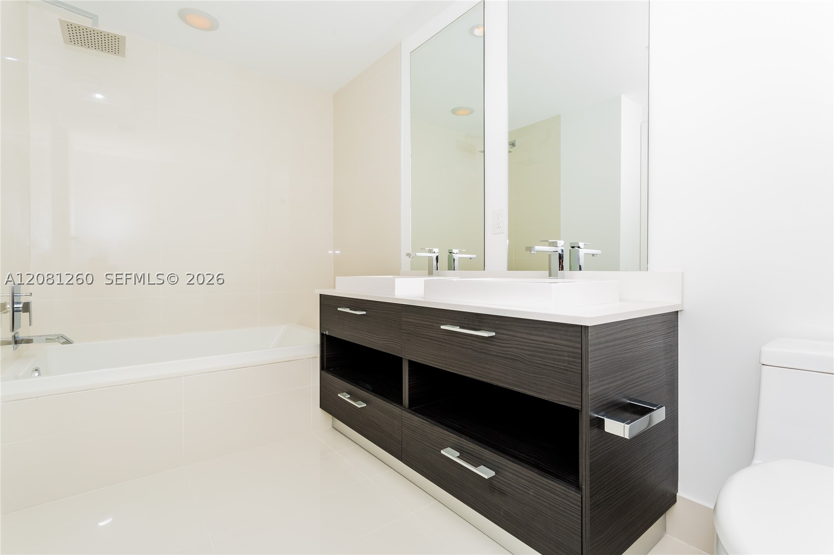 image Brickell Heights East10