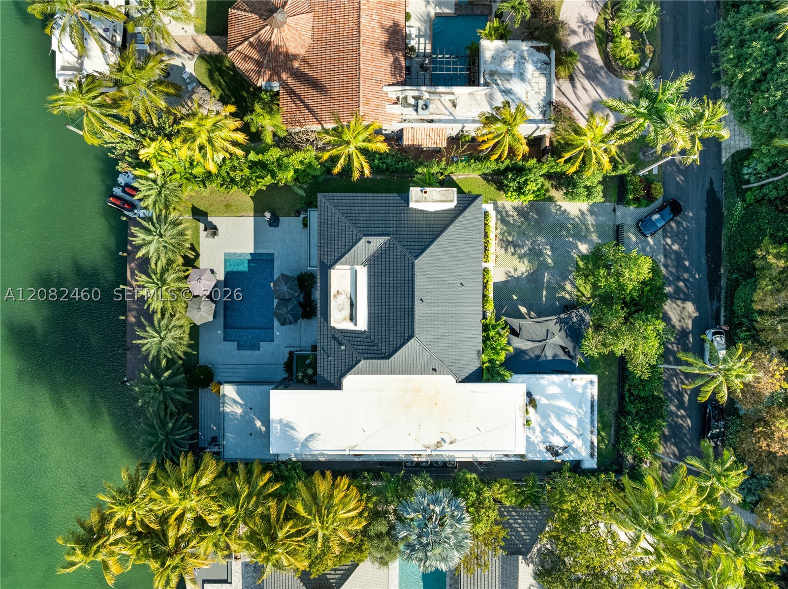 131 Cape Florida Dr Key Biscayne, FL 33149
