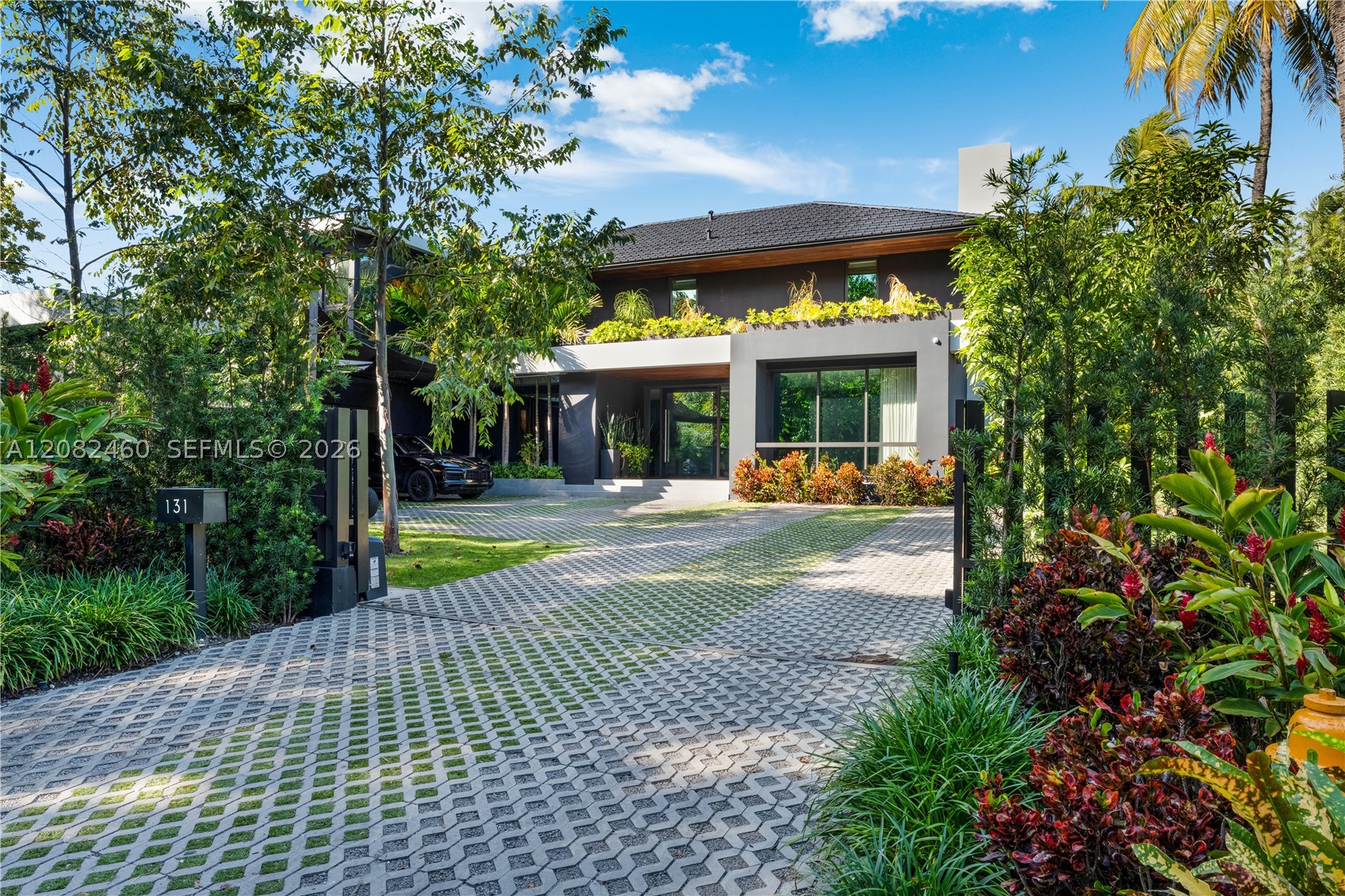 131 Cape Florida Dr Key Biscayne, FL 33149