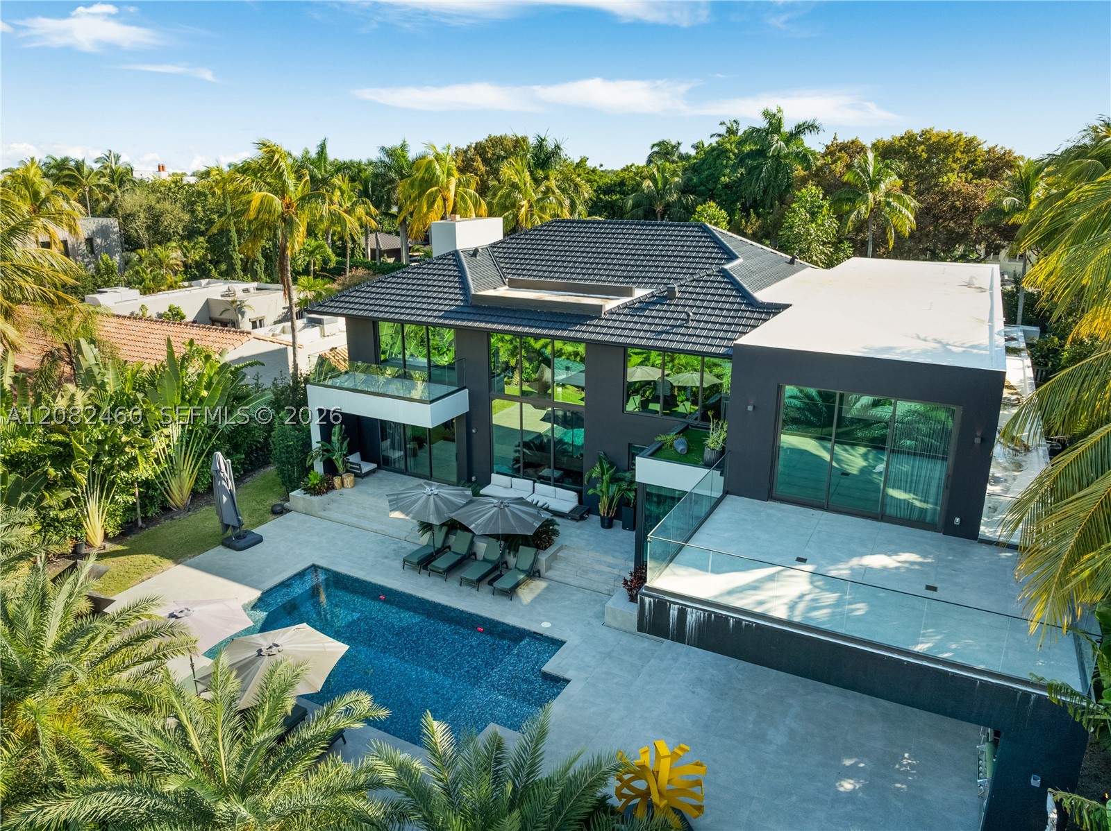 131 Cape Florida Dr Key Biscayne, FL 33149