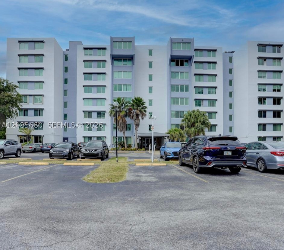 9125 SW 77th Ave #504