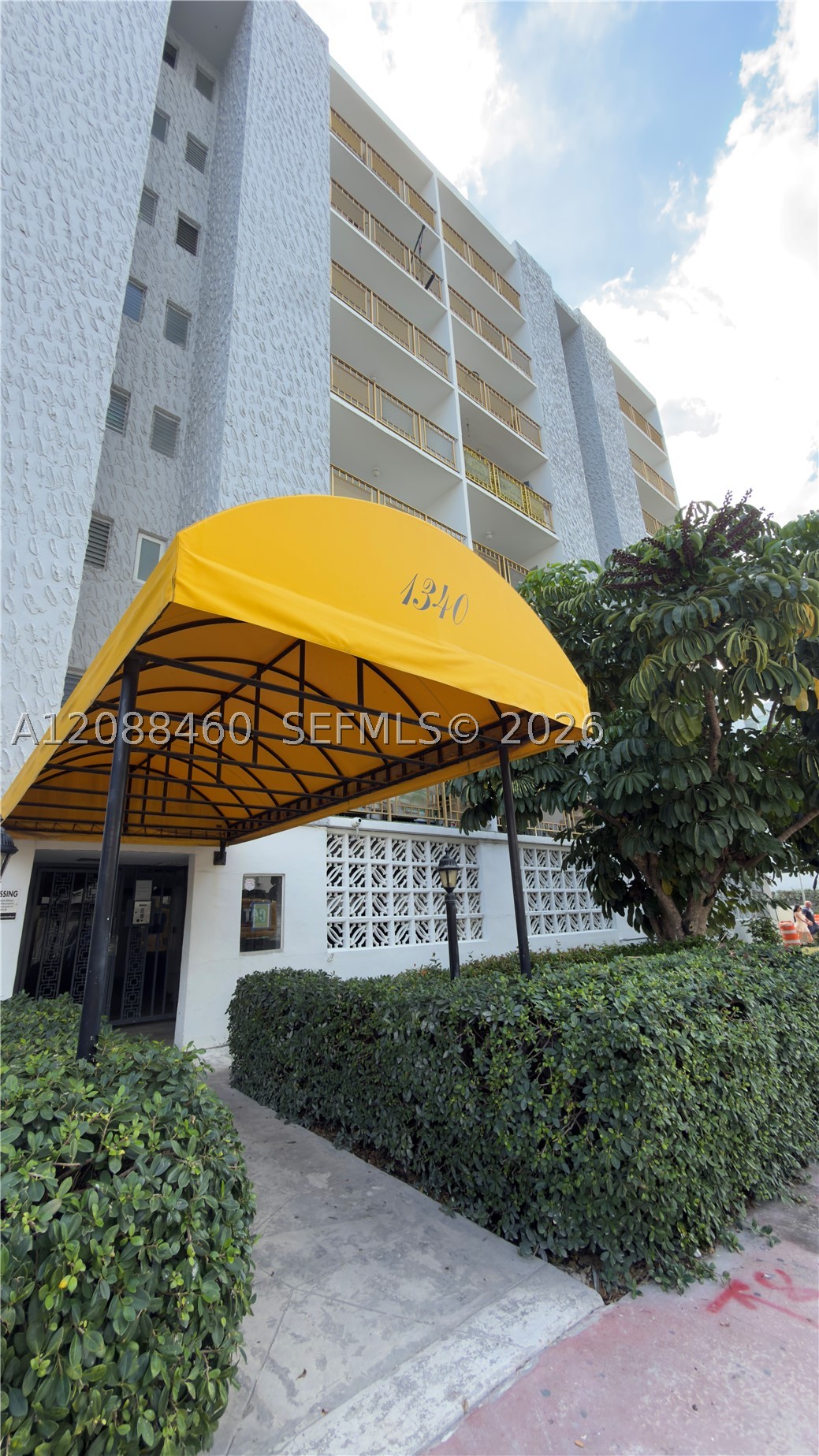 1340 Lincoln Rd #604