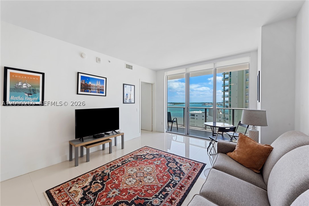 image Brickell House4