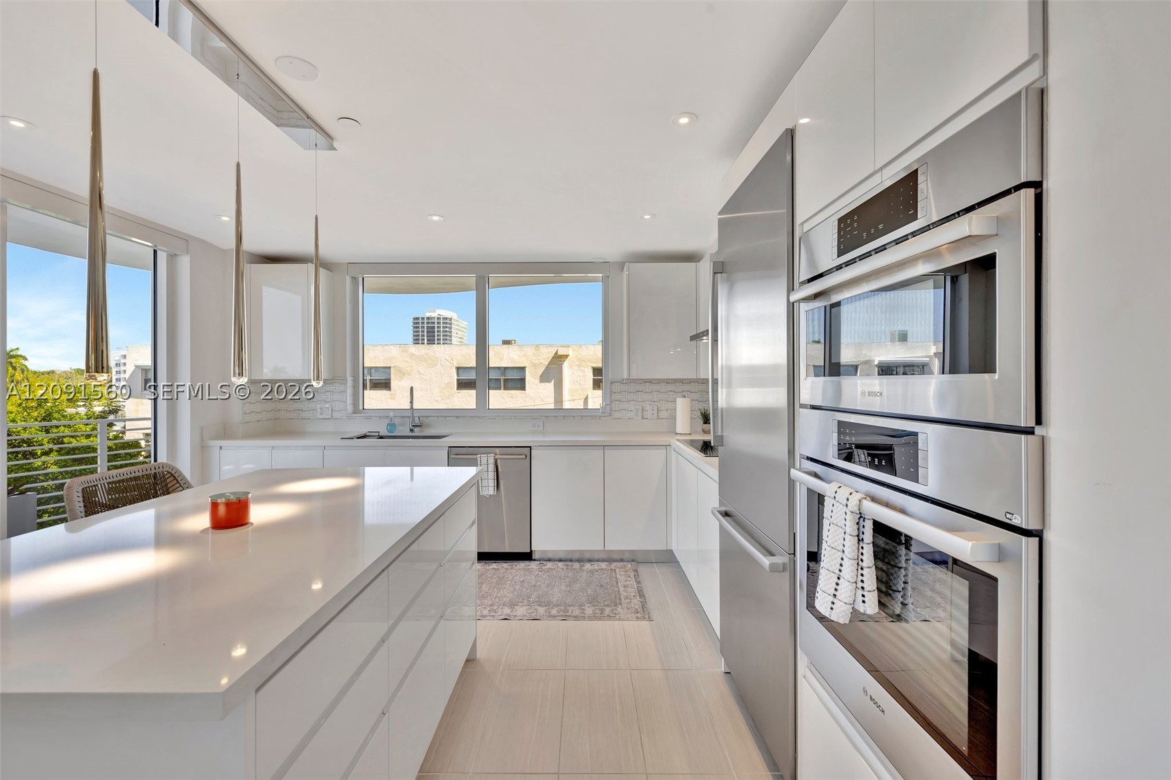 612 Bayshore Dr #301 Fort Lauderdale, FL 33304