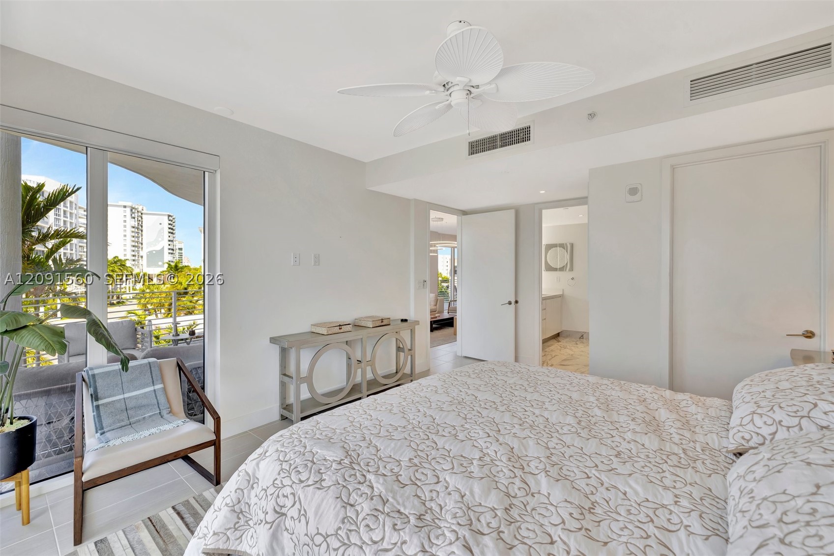612 Bayshore Dr #301 Fort Lauderdale, FL 33304