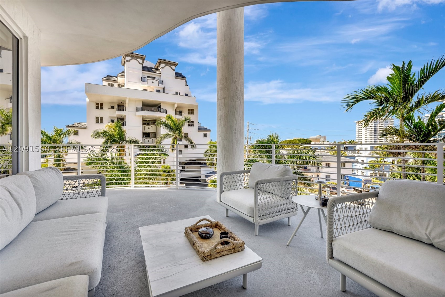 612 Bayshore Dr #301 Fort Lauderdale, FL 33304