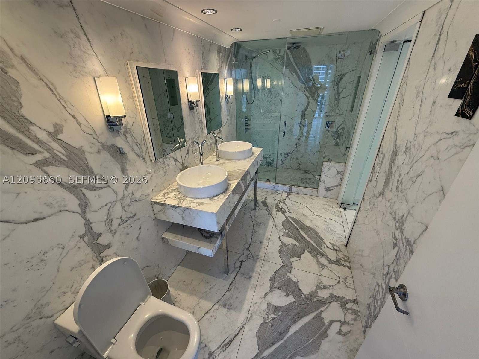 image Icon Brickell III (W Miami)12