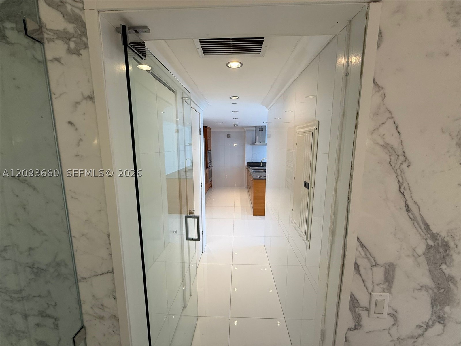 image Icon Brickell III (W Miami)15