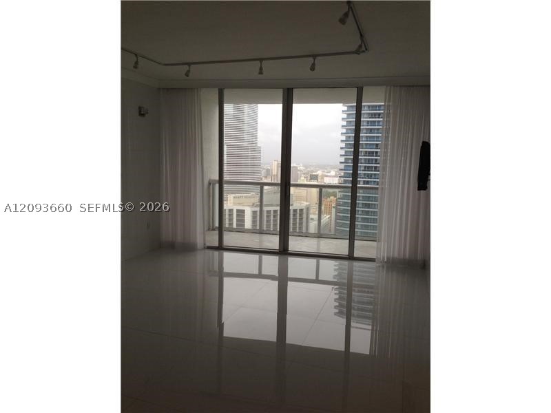 image Icon Brickell III (W Miami)5