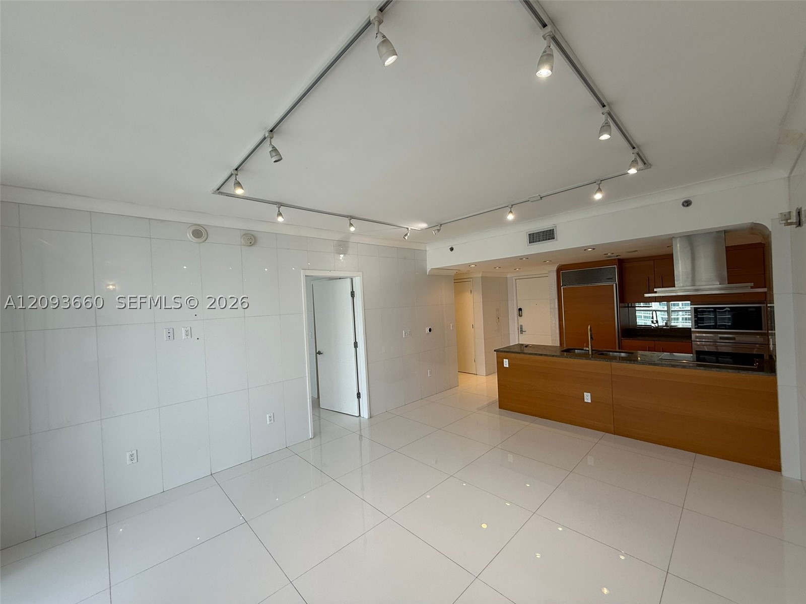 image Icon Brickell III (W Miami)7