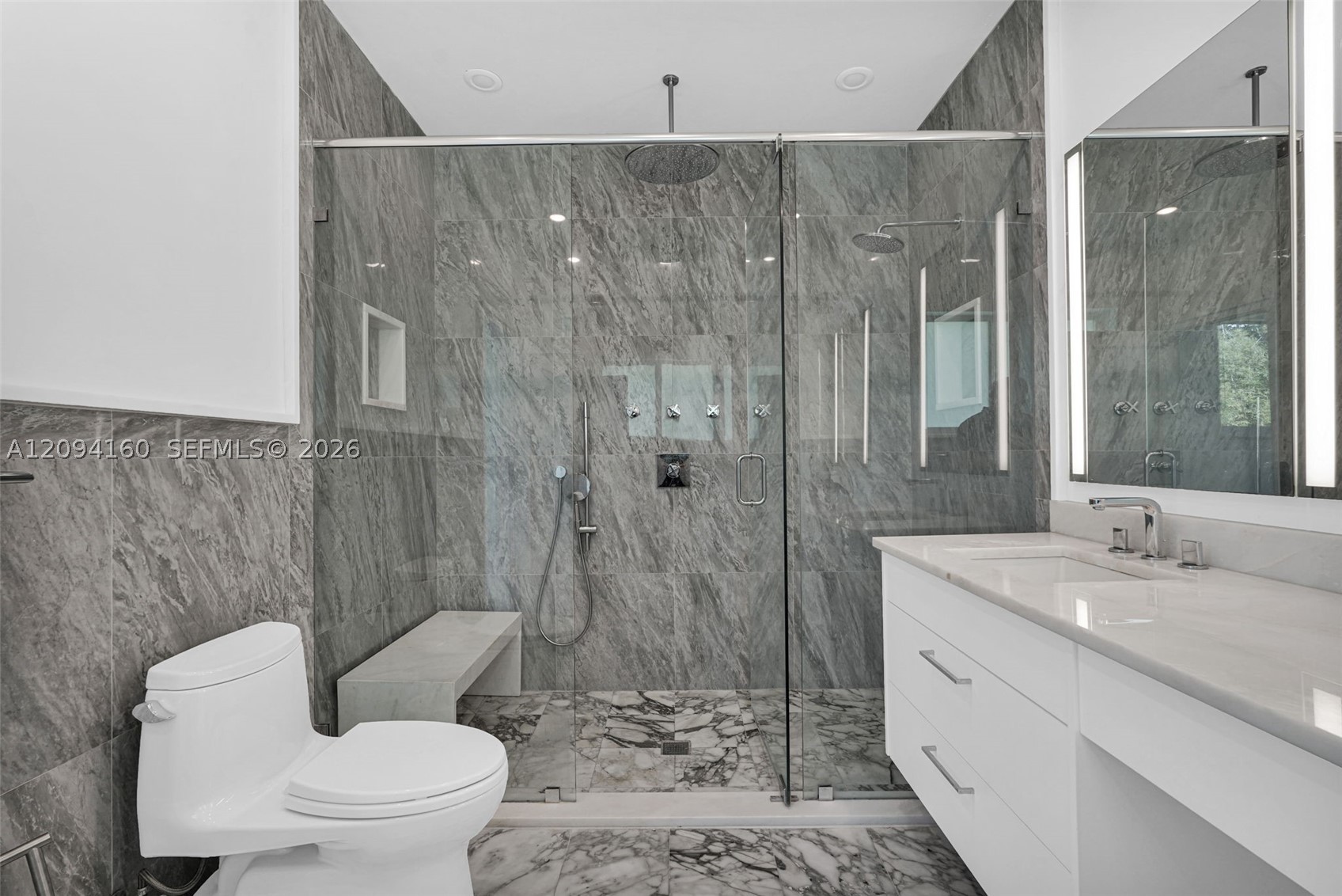 205 N Hibiscus Dr Miami Beach, FL 33139